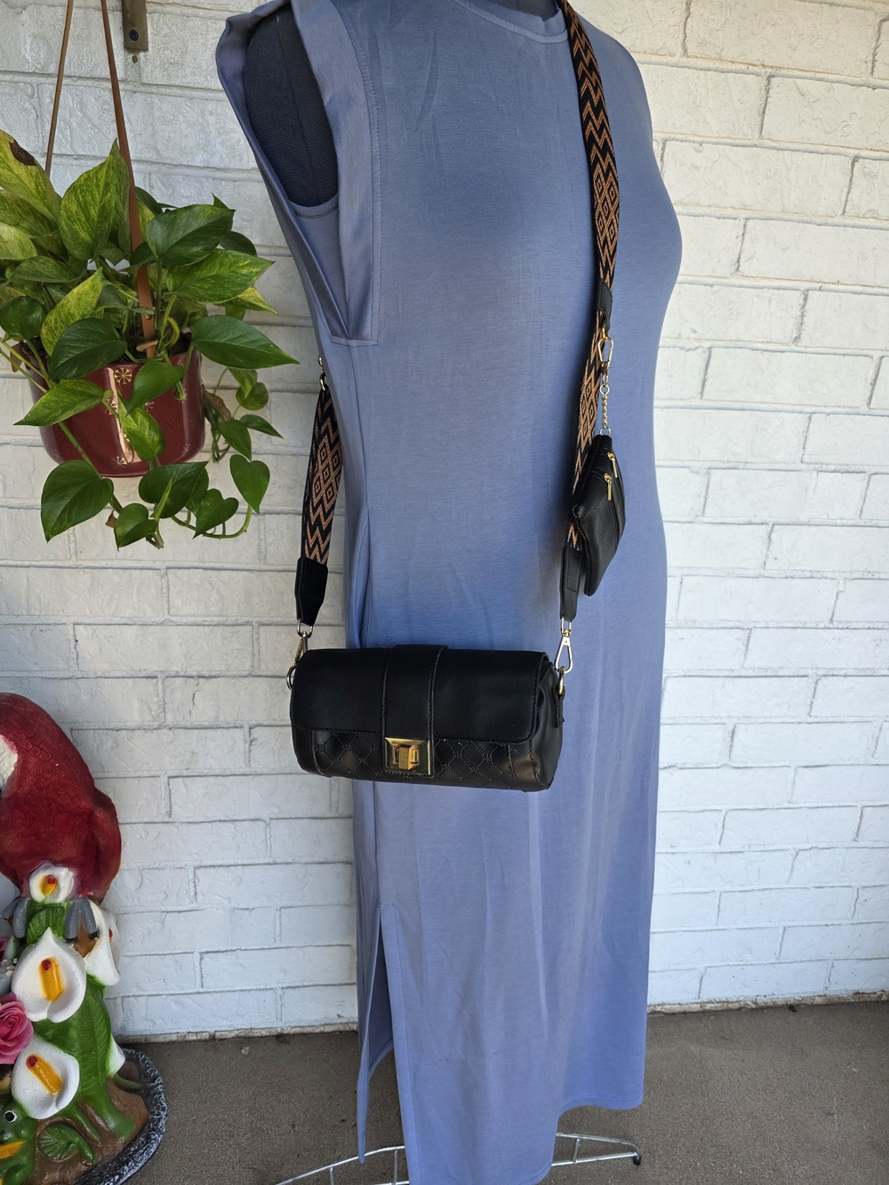 Steve Madden Black Crossbody Shoulder Bag with Detachable Strap